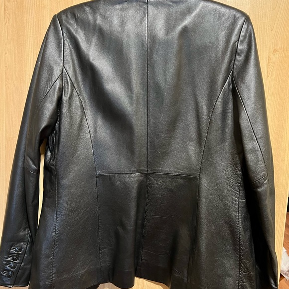 Keneth Cole leather jacket. - Picture 4 of 4